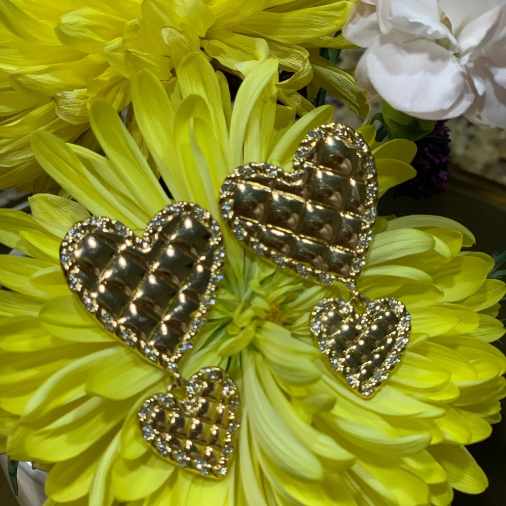 Beautiful gold toned heart shape earrings. By SugarFix